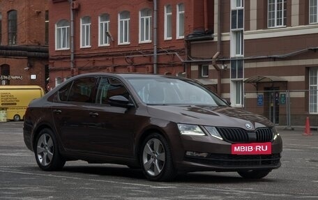 Skoda Octavia, 2018 год, 1 900 000 рублей, 4 фотография