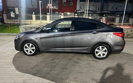 Hyundai Solaris II рестайлинг, 2012 год, 710 000 рублей, 2 фотография