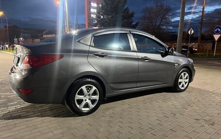 Hyundai Solaris II рестайлинг, 2012 год, 710 000 рублей, 9 фотография
