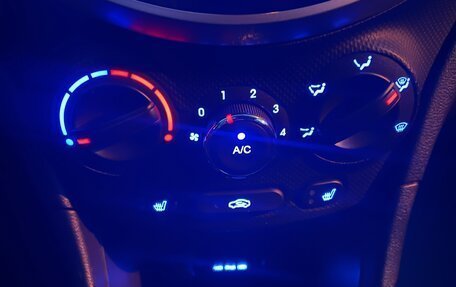 Hyundai Solaris II рестайлинг, 2012 год, 710 000 рублей, 16 фотография