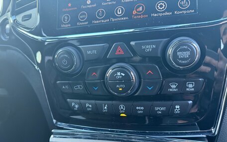 Jeep Grand Cherokee, 2020 год, 4 100 000 рублей, 8 фотография