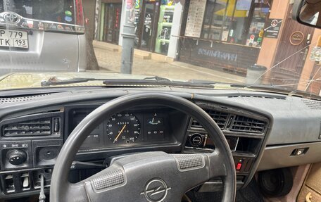 Opel Ascona C, 1984 год, 125 000 рублей, 4 фотография