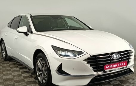 Hyundai Sonata VIII, 2021 год, 2 600 000 рублей, 1 фотография
