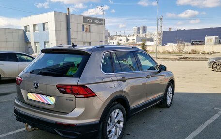 Volkswagen Tiguan II, 2021 год, 3 200 000 рублей, 7 фотография