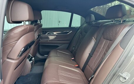 BMW 7 серия, 2021 год, 6 950 000 рублей, 28 фотография