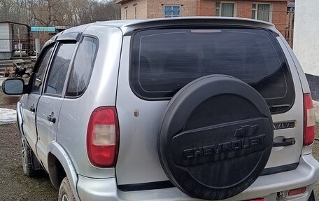 Chevrolet Niva I рестайлинг, 2004 год, 290 000 рублей, 2 фотография