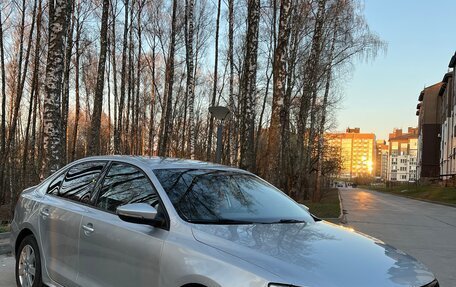 Volkswagen Jetta VI, 2011 год, 850 000 рублей, 7 фотография