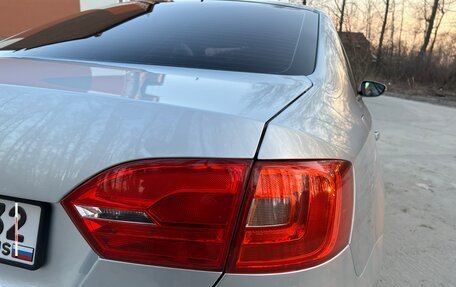 Volkswagen Jetta VI, 2011 год, 850 000 рублей, 14 фотография