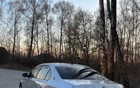 Volkswagen Jetta VI, 2011 год, 850 000 рублей, 3 фотография