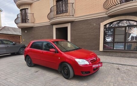 Toyota Corolla, 2004 год, 525 000 рублей, 2 фотография