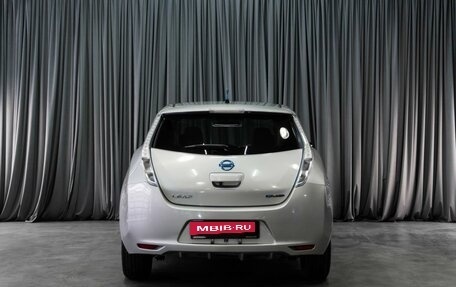 Nissan Leaf I, 2010 год, 569 000 рублей, 4 фотография