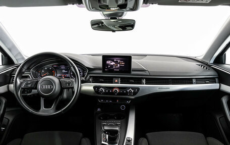 Audi A4, 2019 год, 2 700 000 рублей, 12 фотография