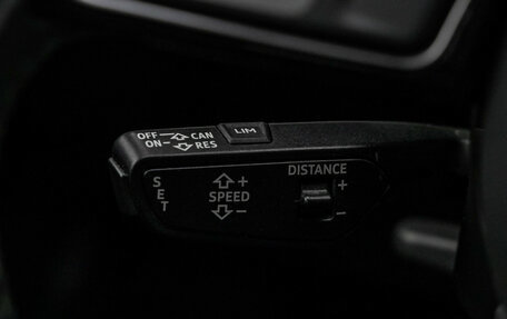 Audi A4, 2019 год, 2 700 000 рублей, 23 фотография