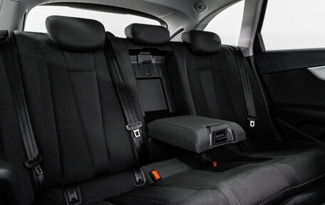 Audi A4, 2019 год, 2 700 000 рублей, 26 фотография