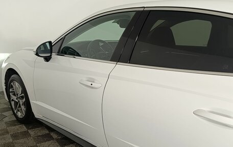 Hyundai Sonata VIII, 2021 год, 2 600 000 рублей, 19 фотография