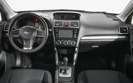 Subaru Forester, 2015 год, 1 900 000 рублей, 13 фотография