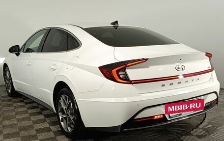 Hyundai Sonata VIII, 2021 год, 2 600 000 рублей, 4 фотография