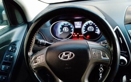 Hyundai ix35 I рестайлинг, 2010 год, 1 100 000 рублей, 3 фотография