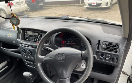 Toyota Probox I, 2004 год, 480 000 рублей, 16 фотография