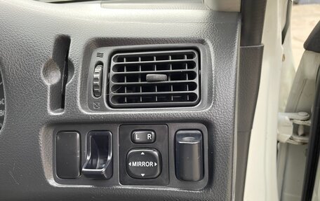 Toyota Probox I, 2004 год, 480 000 рублей, 18 фотография