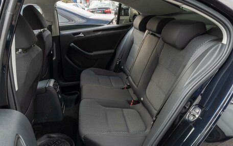 Volkswagen Jetta VI, 2011 год, 1 049 000 рублей, 9 фотография