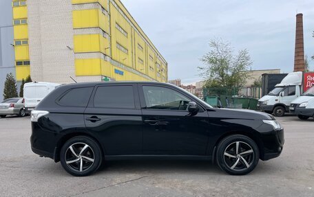 Mitsubishi Outlander III рестайлинг 3, 2012 год, 1 475 000 рублей, 5 фотография