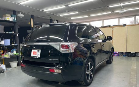 Mitsubishi Outlander III рестайлинг 3, 2012 год, 1 475 000 рублей, 7 фотография