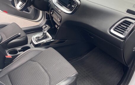 KIA cee'd III, 2020 год, 1 930 000 рублей, 9 фотография