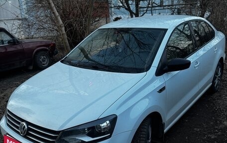 Volkswagen Polo VI (EU Market), 2017 год, 1 250 000 рублей, 2 фотография