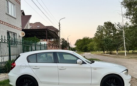 BMW 1 серия, 2011 год, 1 100 000 рублей, 3 фотография