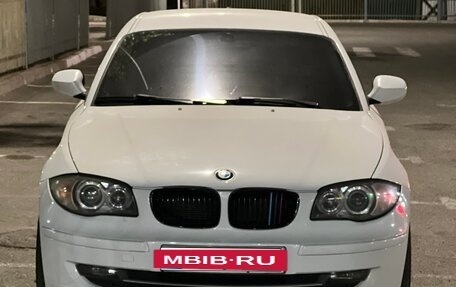 BMW 1 серия, 2011 год, 1 100 000 рублей, 13 фотография