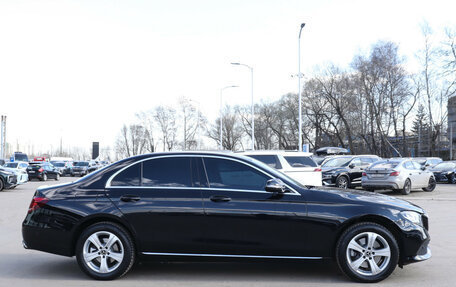 Mercedes-Benz E-Класс, 2017 год, 3 690 000 рублей, 4 фотография