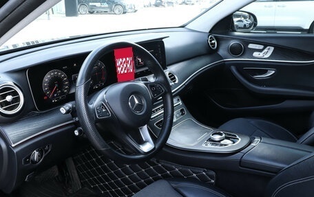 Mercedes-Benz E-Класс, 2017 год, 3 690 000 рублей, 13 фотография