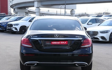 Mercedes-Benz E-Класс, 2017 год, 3 690 000 рублей, 6 фотография