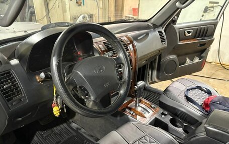 Hyundai Terracan I, 2001 год, 695 000 рублей, 26 фотография