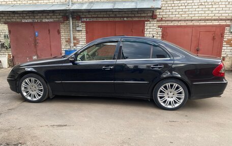 Mercedes-Benz E-Класс, 2008 год, 1 050 000 рублей, 4 фотография