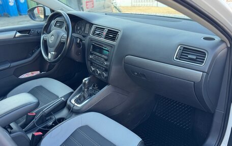 Volkswagen Jetta VI, 2012 год, 795 000 рублей, 10 фотография