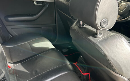 Audi A4, 2006 год, 665 000 рублей, 20 фотография