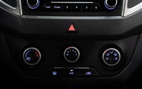 Hyundai Creta I рестайлинг, 2019 год, 1 970 000 рублей, 7 фотография