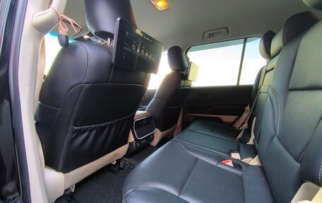 Toyota Land Cruiser, 2022 год, 11 500 000 рублей, 10 фотография