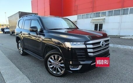 Toyota Land Cruiser, 2022 год, 11 500 000 рублей, 2 фотография