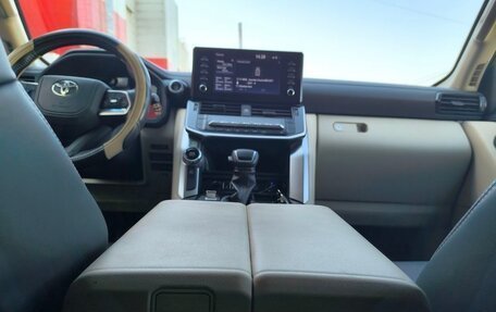 Toyota Land Cruiser, 2022 год, 11 500 000 рублей, 15 фотография