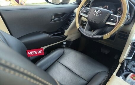 Toyota Land Cruiser, 2022 год, 11 500 000 рублей, 13 фотография