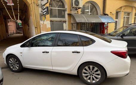 Opel Astra J, 2012 год, 760 000 рублей, 4 фотография