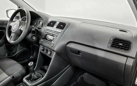 Volkswagen Polo VI (EU Market), 2012 год, 950 000 рублей, 10 фотография