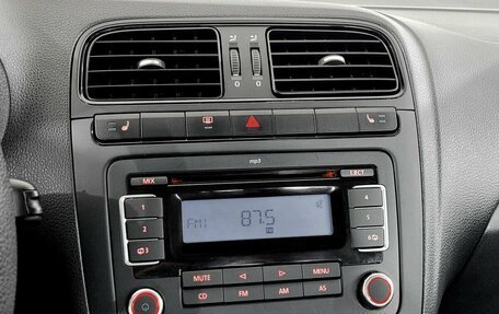 Volkswagen Polo VI (EU Market), 2012 год, 950 000 рублей, 7 фотография