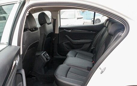 Skoda Octavia IV, 2023 год, 2 390 000 рублей, 28 фотография