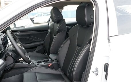 Skoda Octavia IV, 2023 год, 2 390 000 рублей, 26 фотография