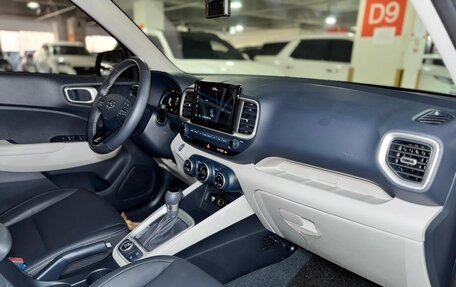 Hyundai Venue I, 2023 год, 1 890 000 рублей, 17 фотография