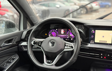 Volkswagen Golf VIII, 2023 год, 2 280 000 рублей, 15 фотография